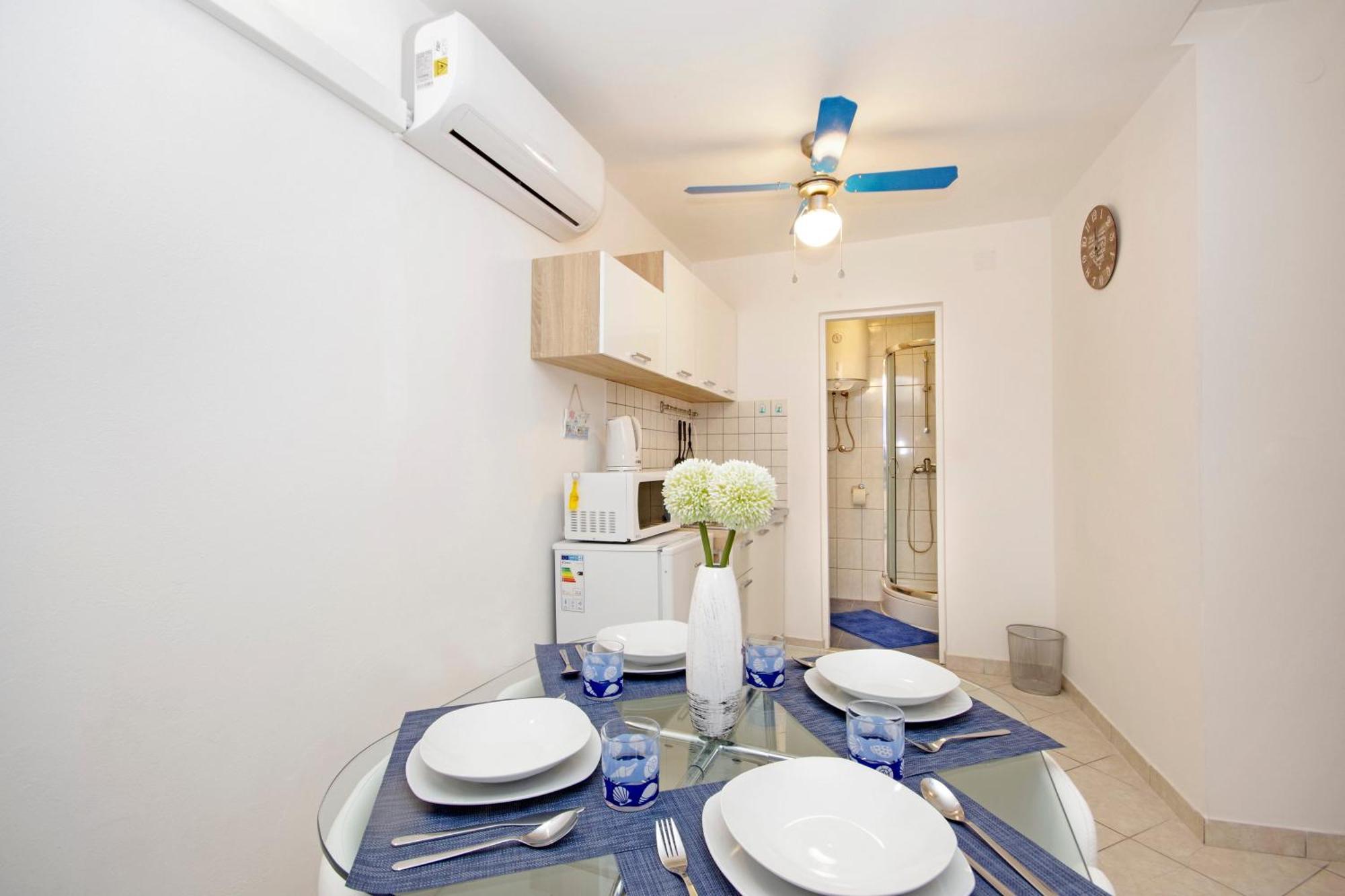Zal Apartment Betina  Ngoại thất bức ảnh