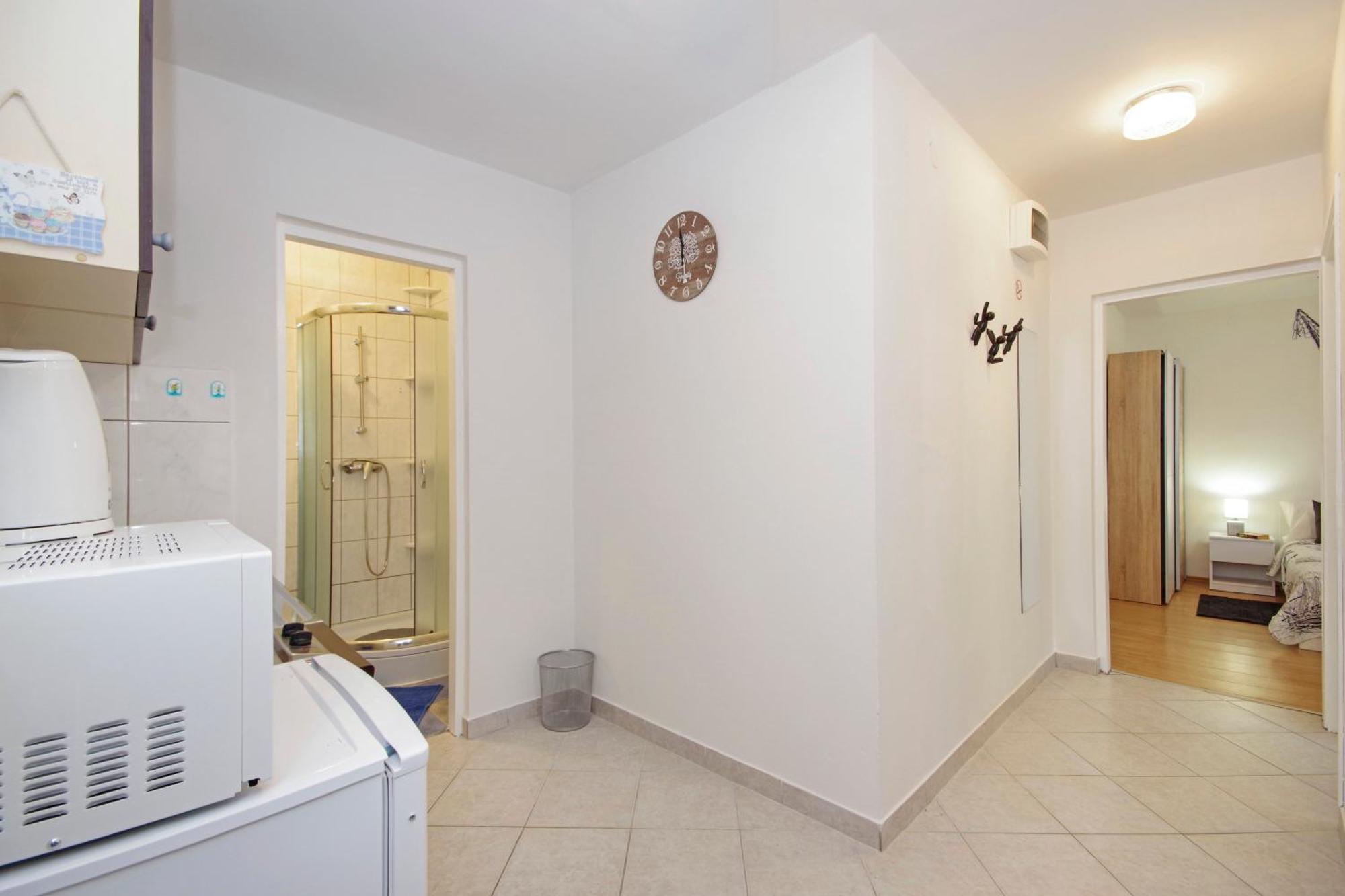 Zal Apartment Betina  Ngoại thất bức ảnh