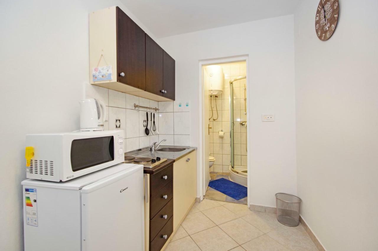 Zal Apartment Betina  Ngoại thất bức ảnh